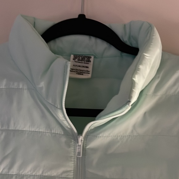 Victoria Secret PINK Light Wgt. Jacket - Picture 4 of 13